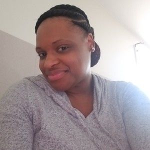 Meet your Posher, Alicia